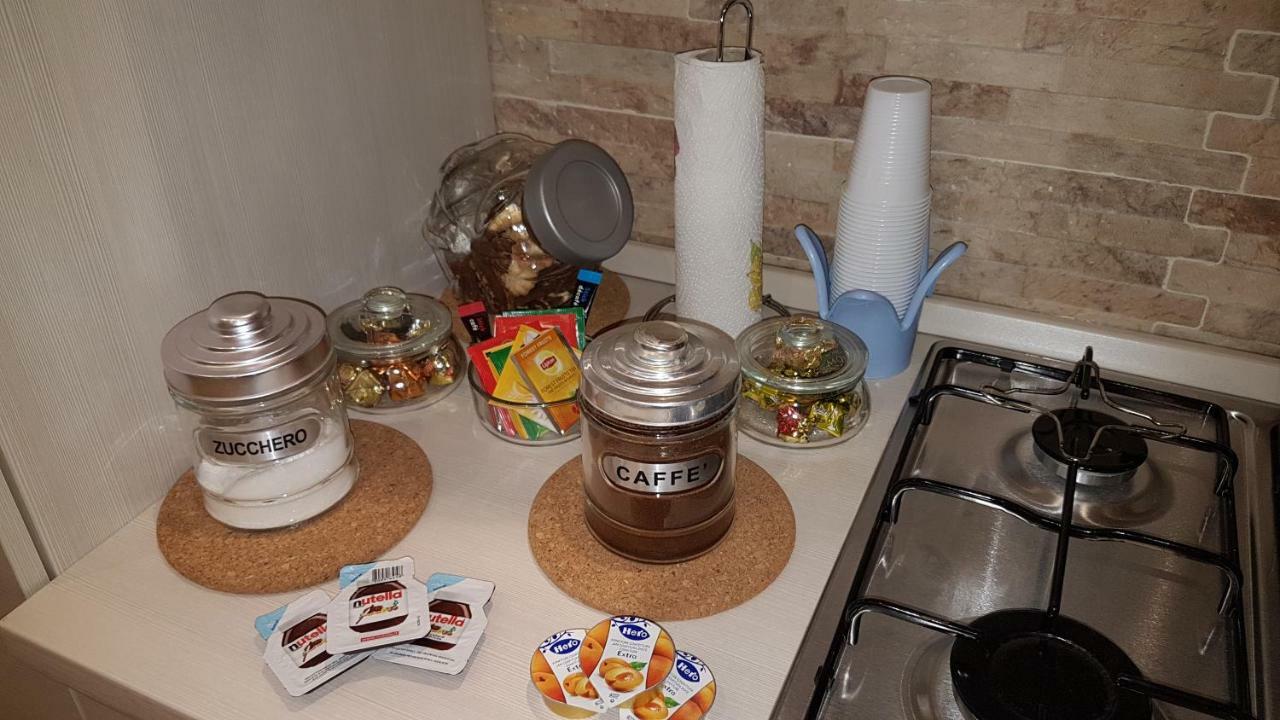 Ilemony Apartment Napoli Bagian luar foto