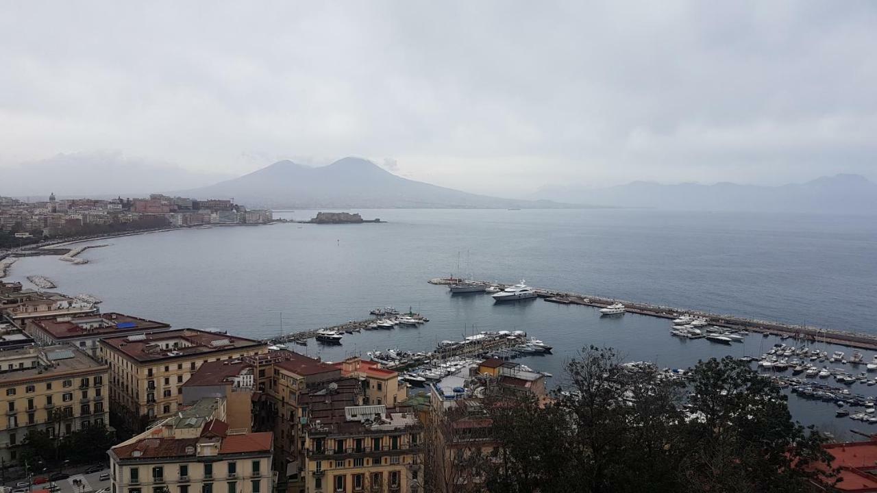 Ilemony Apartment Napoli Bagian luar foto