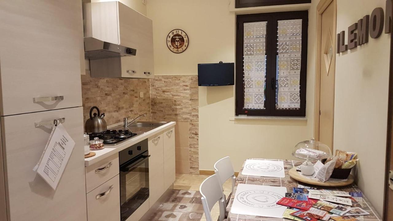 Ilemony Apartment Napoli Bagian luar foto
